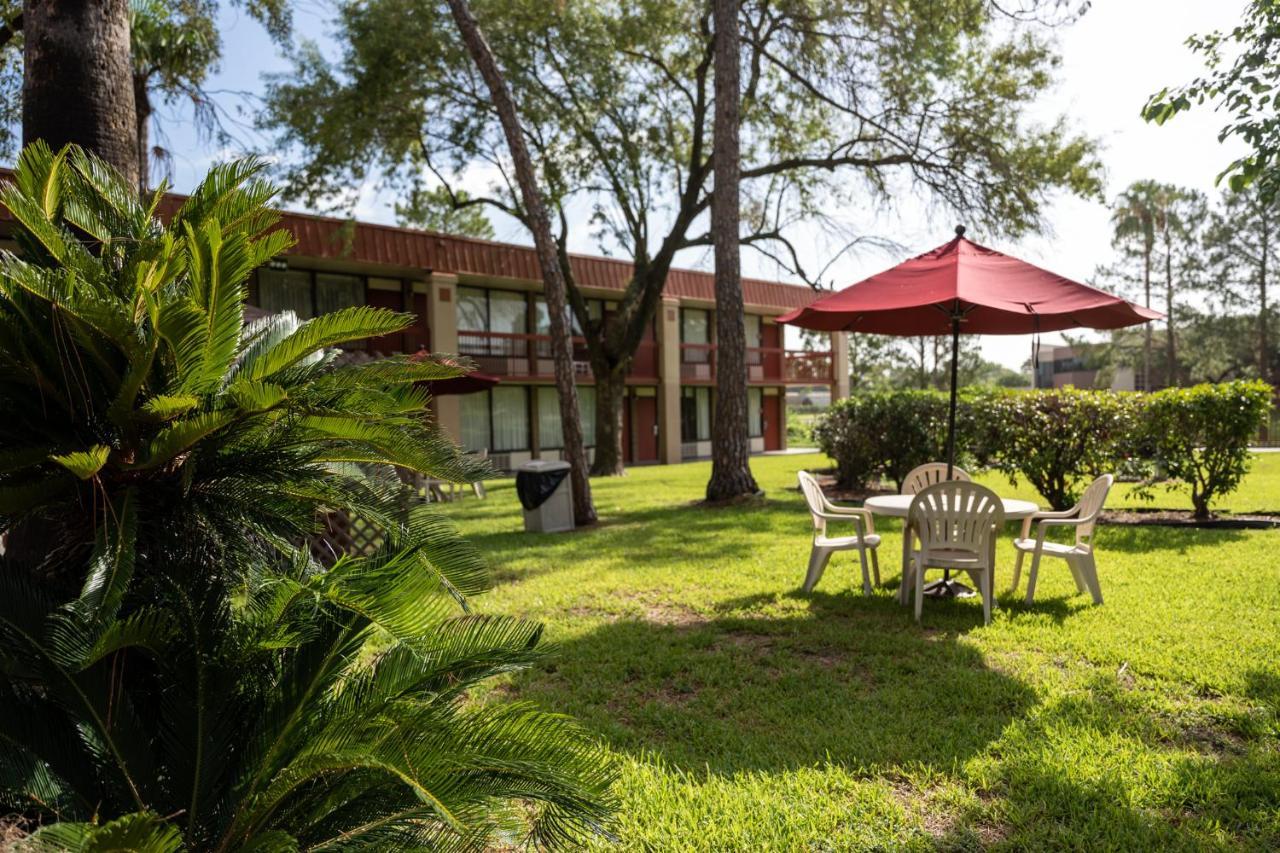 Greentree Hotel & Extended Stay I-10 Fwy Houston, Channelview, Baytown Buitenkant foto