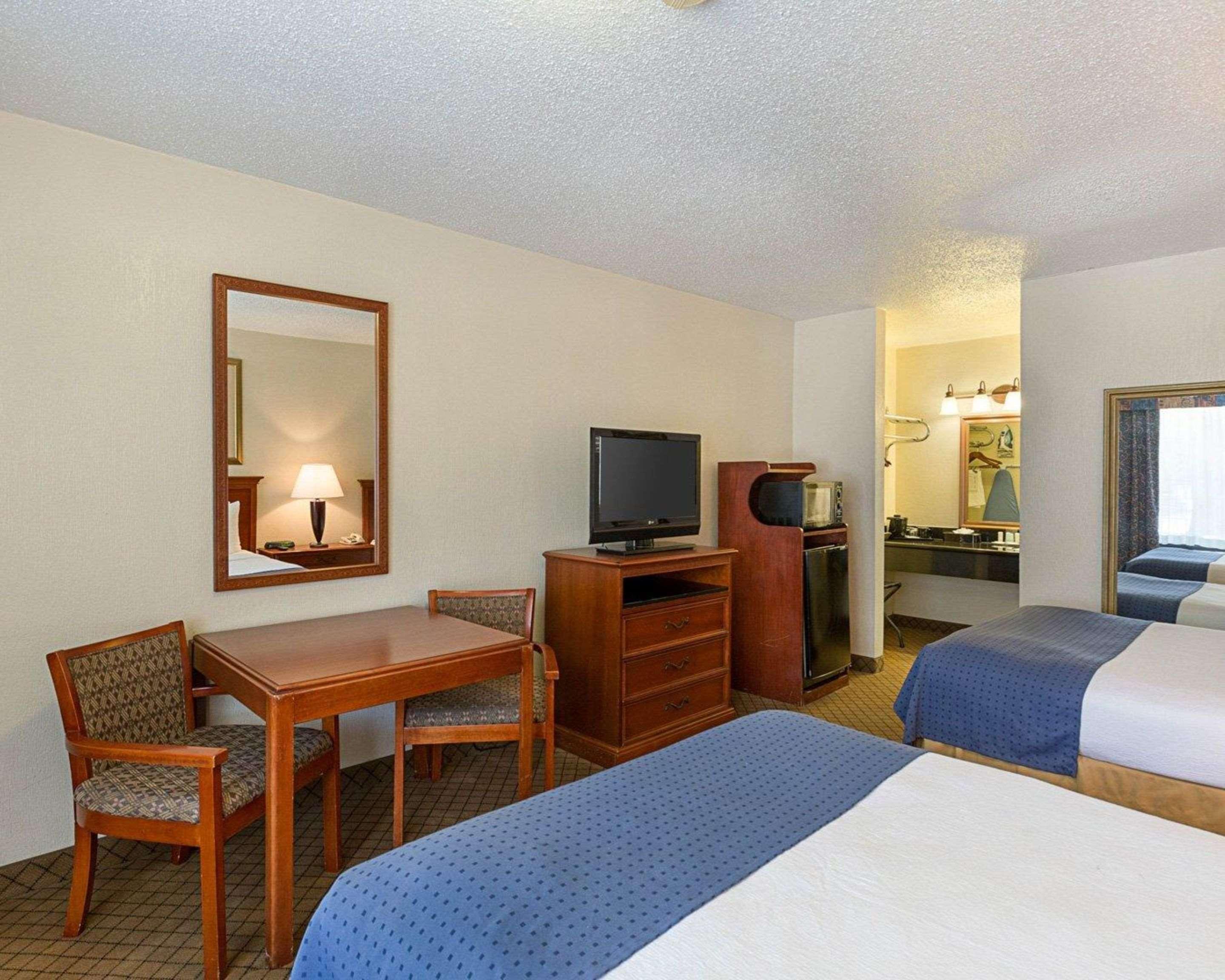Greentree Hotel & Extended Stay I-10 Fwy Houston, Channelview, Baytown Buitenkant foto