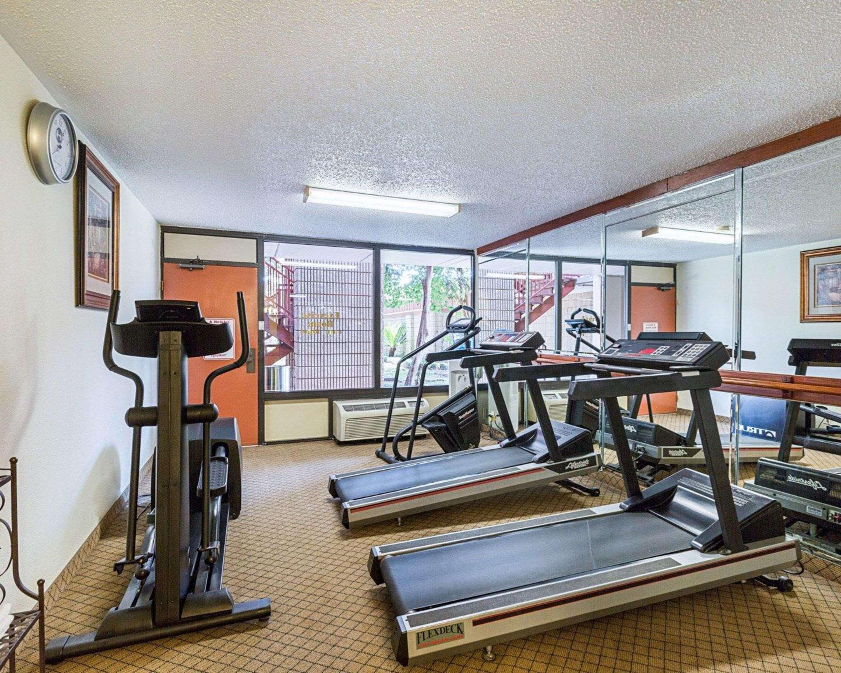 Greentree Hotel & Extended Stay I-10 Fwy Houston, Channelview, Baytown Buitenkant foto